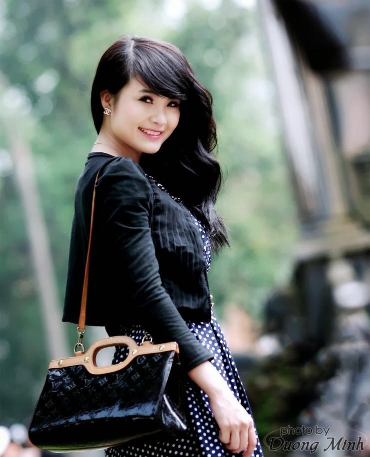 Hotgirl Khánh Chi xinh tươi